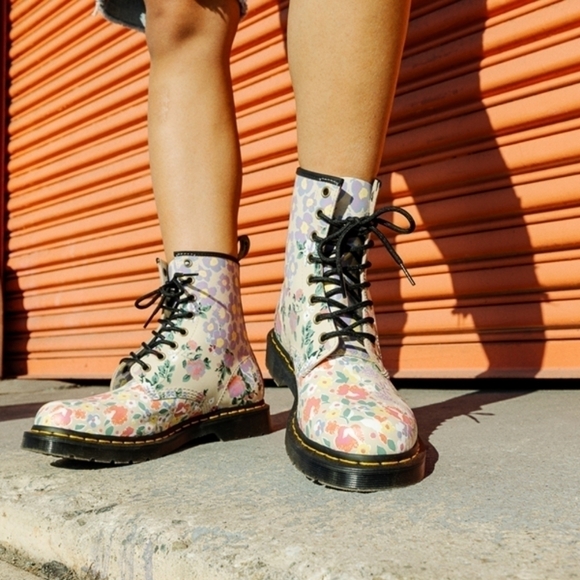 Host Pick 🎉 New Dr. Martens 1460 8-Eye Boot - Parchment / Floral Mashup - Picture 3 of 13